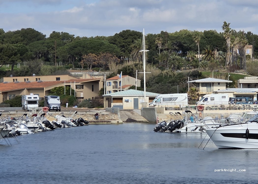 (83140) Six-Fours-les-Plages - Corniche de la Coudoulière — foto 3
