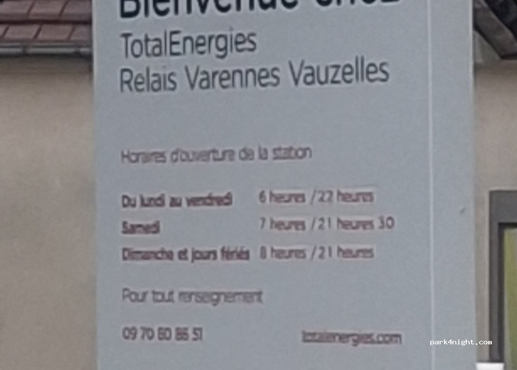 (58640) Varennes-Vauzelles - Boulevard Camille Dagonneau — foto 2