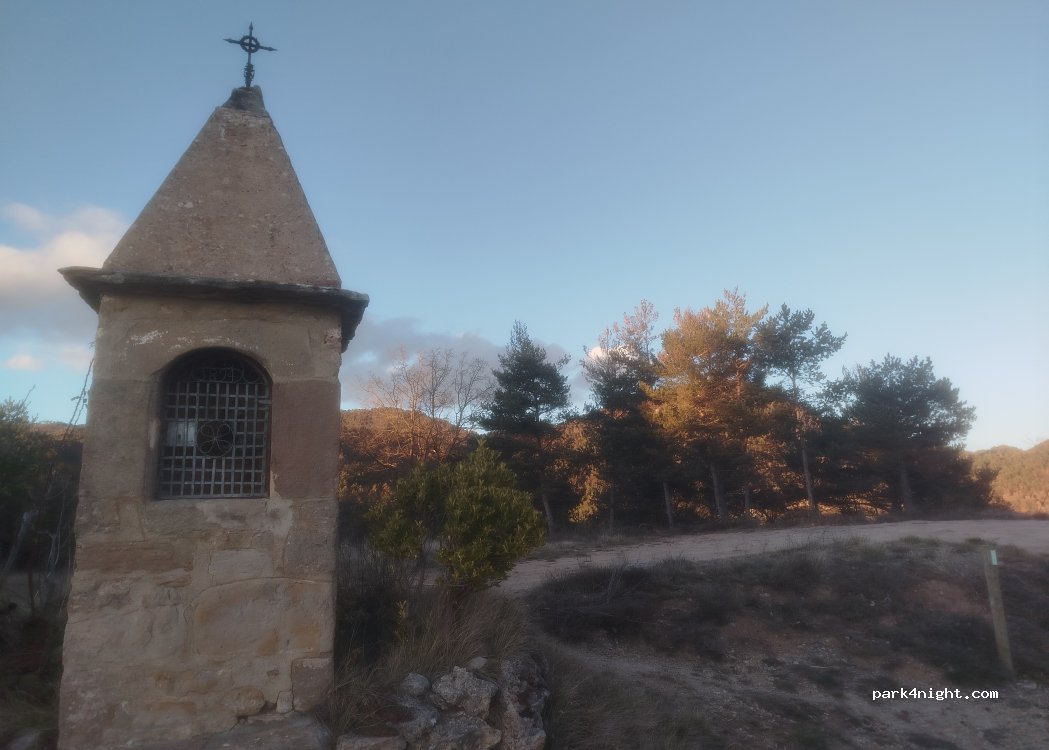 (08587) Alpens - Carrer de Sant Antoni — foto
