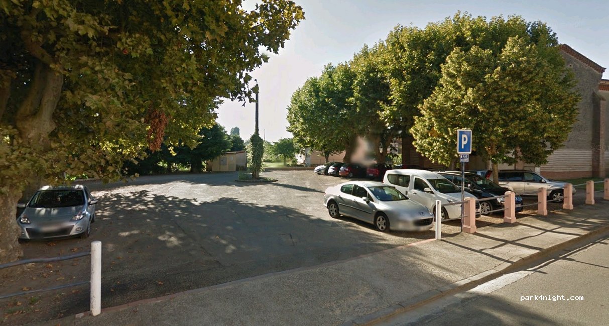 (82370) Reyniès - 2 Rue du Mal Foch — foto