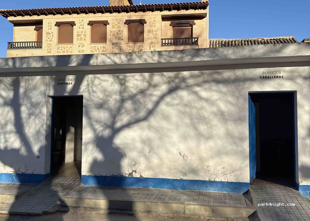 (45700) Consuegra - Plaza de San Juan Bautista de Jerusalén — foto