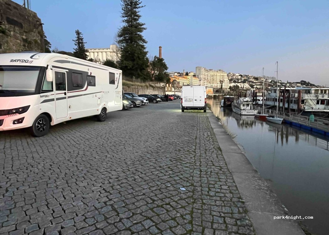 (4300-316) Porto - Rua do Palácio — foto 3