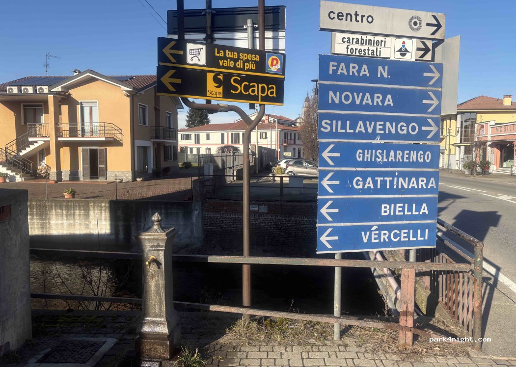 (28064) Carpignano Sesia - Viale Quattro Marzo — foto