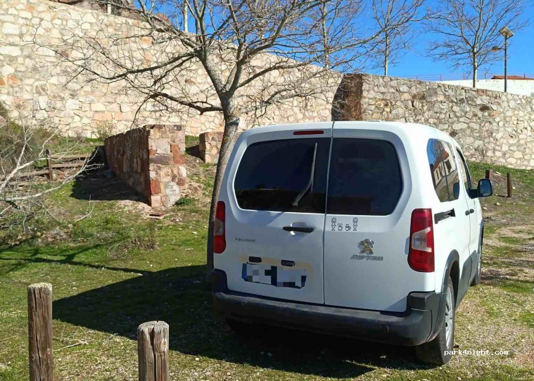 (02300) Alcaraz - Camino del Cementerio — foto 3