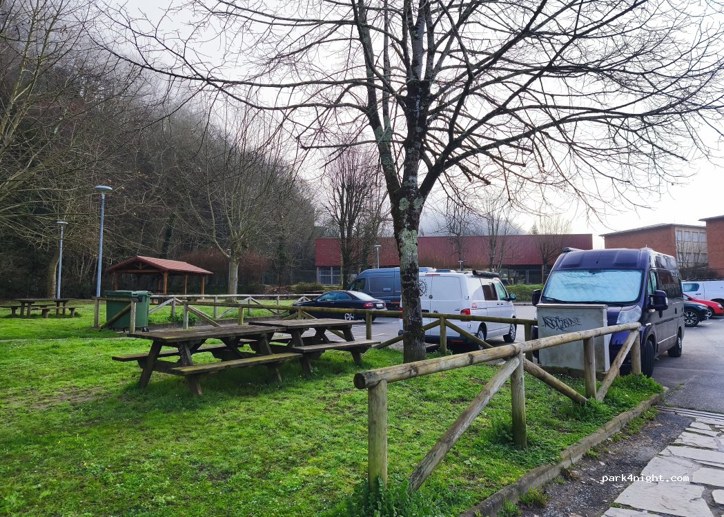 (33550) Cangas de Onís - Calle Reconquista — foto