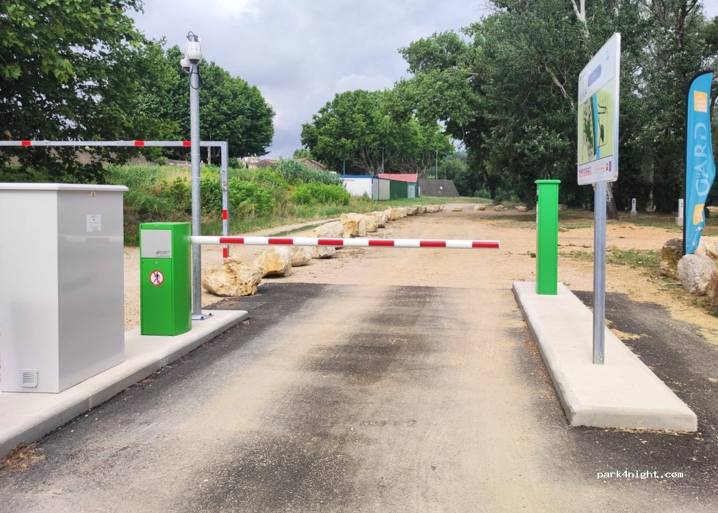 Aire Camping-Car Park de Comps — foto