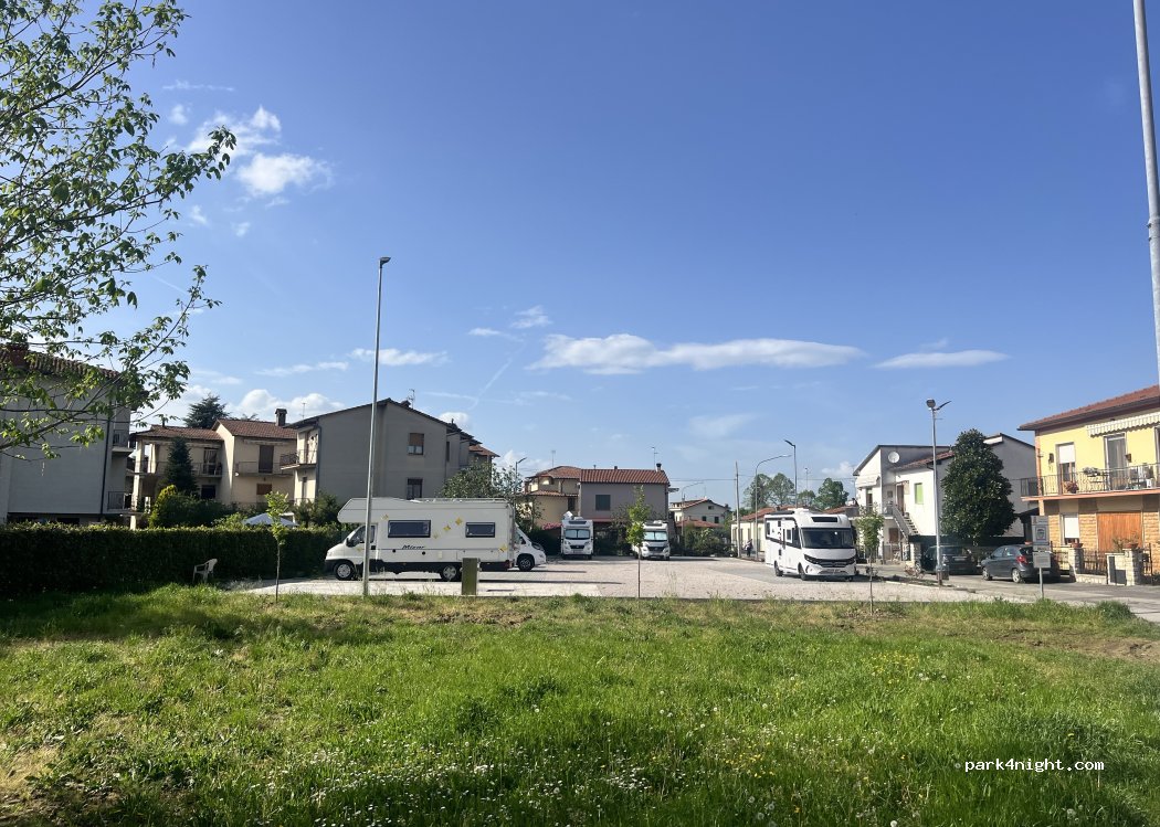 (53049) Torrita di Siena - Via Arno — foto 3