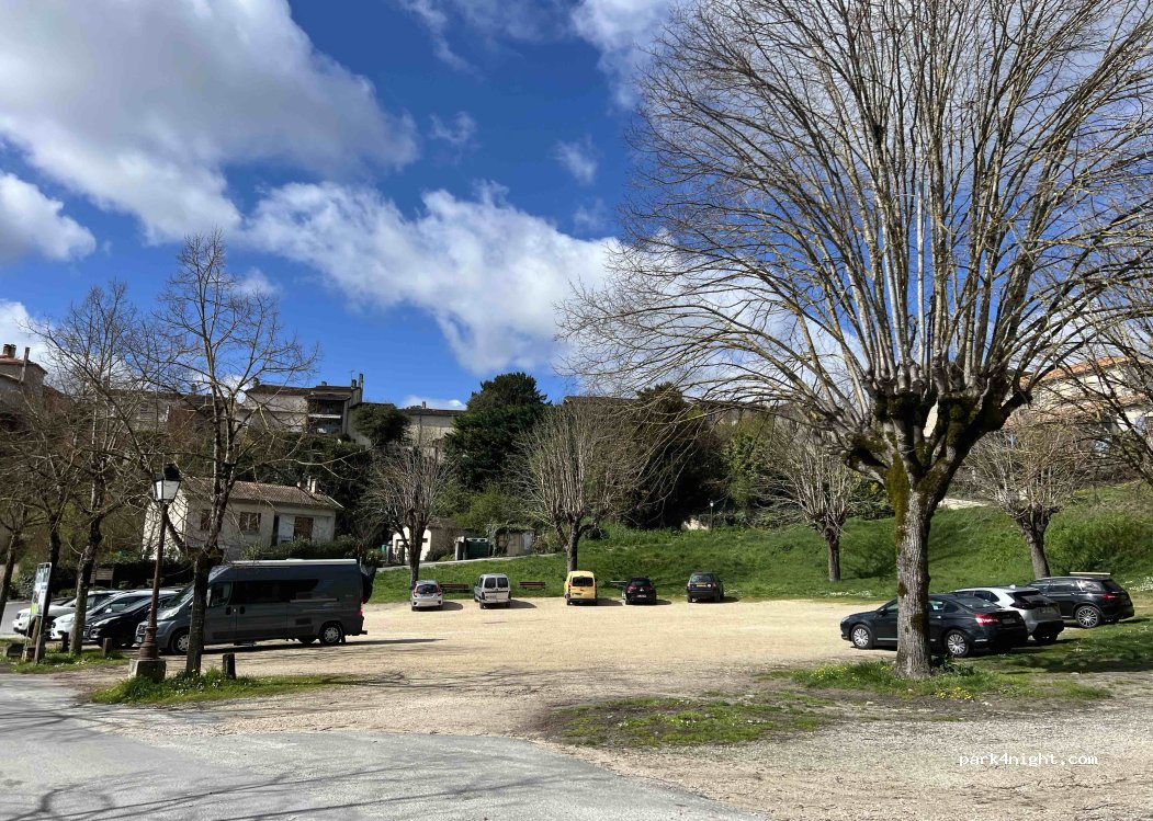 (16390) Aubeterre-sur-Dronne - Rue du Minage — foto 2