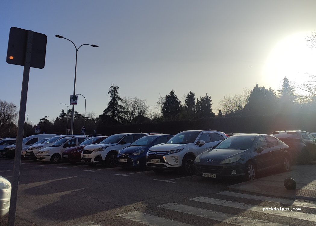 (28943) Fuenlabrada - Paseo de Setúbal — foto
