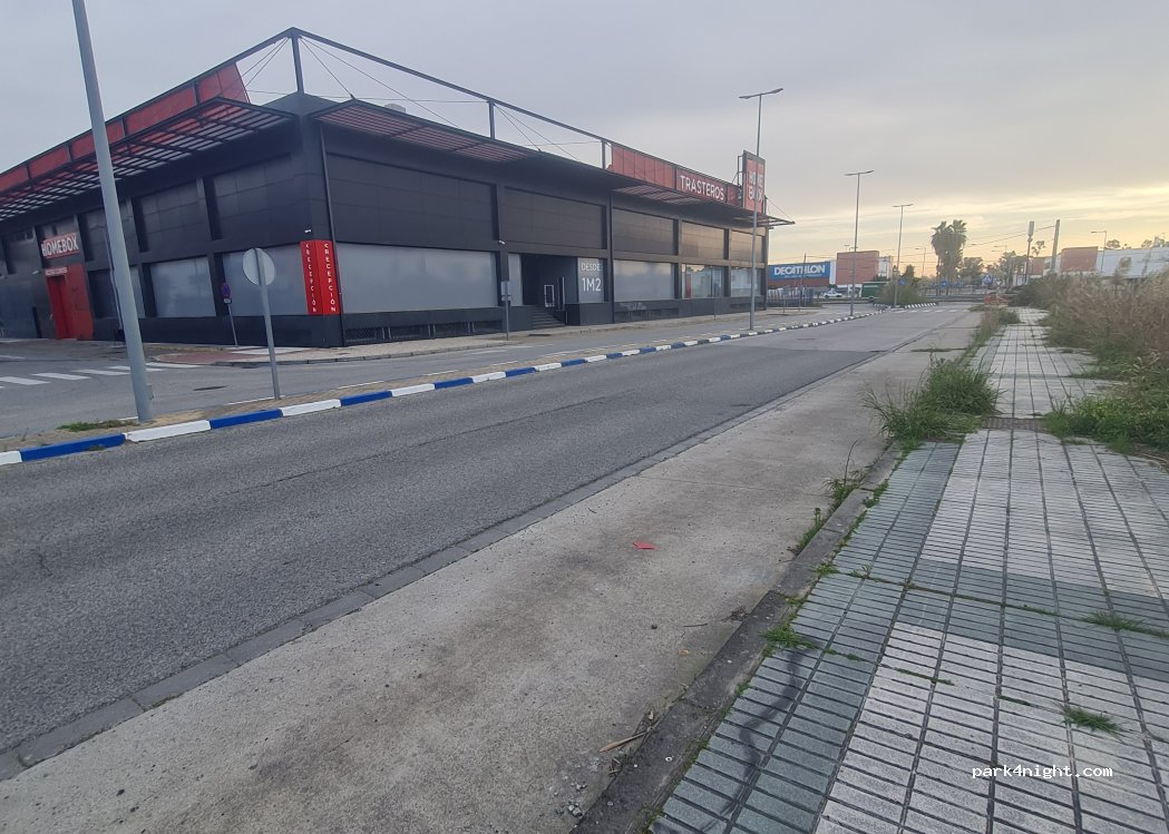 (41920) San Juan de Aznalfarache - Avenidad de Europa — foto