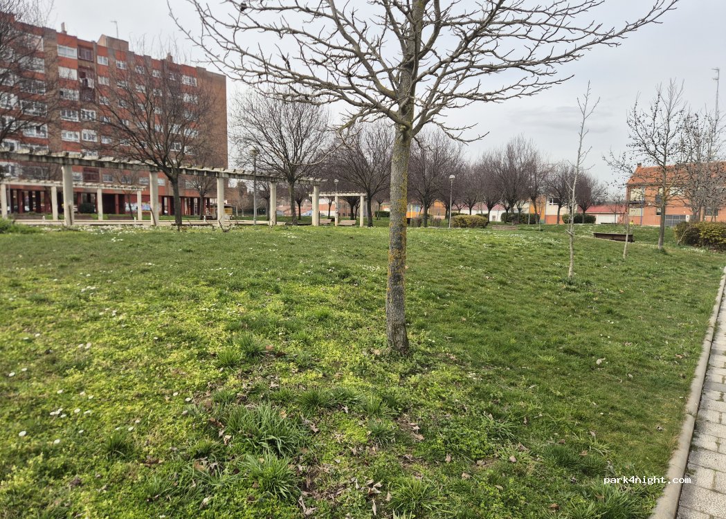 (47011) Valladolid - Calle de la Cordillera — foto 3