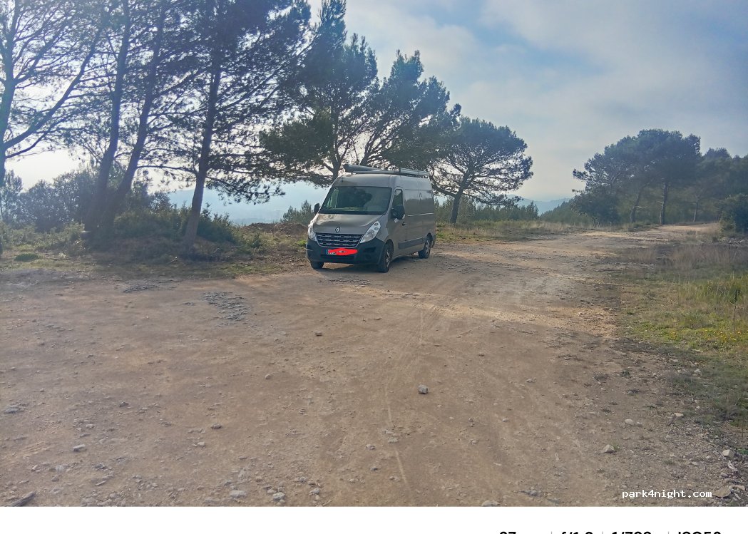(30200) Saint-Nazaire - Montée du Roi — foto