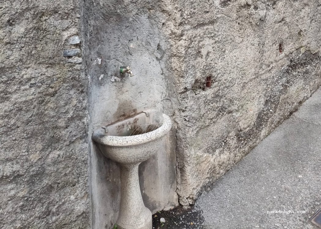 (22012) Cernobbio - Via Ortigara — foto