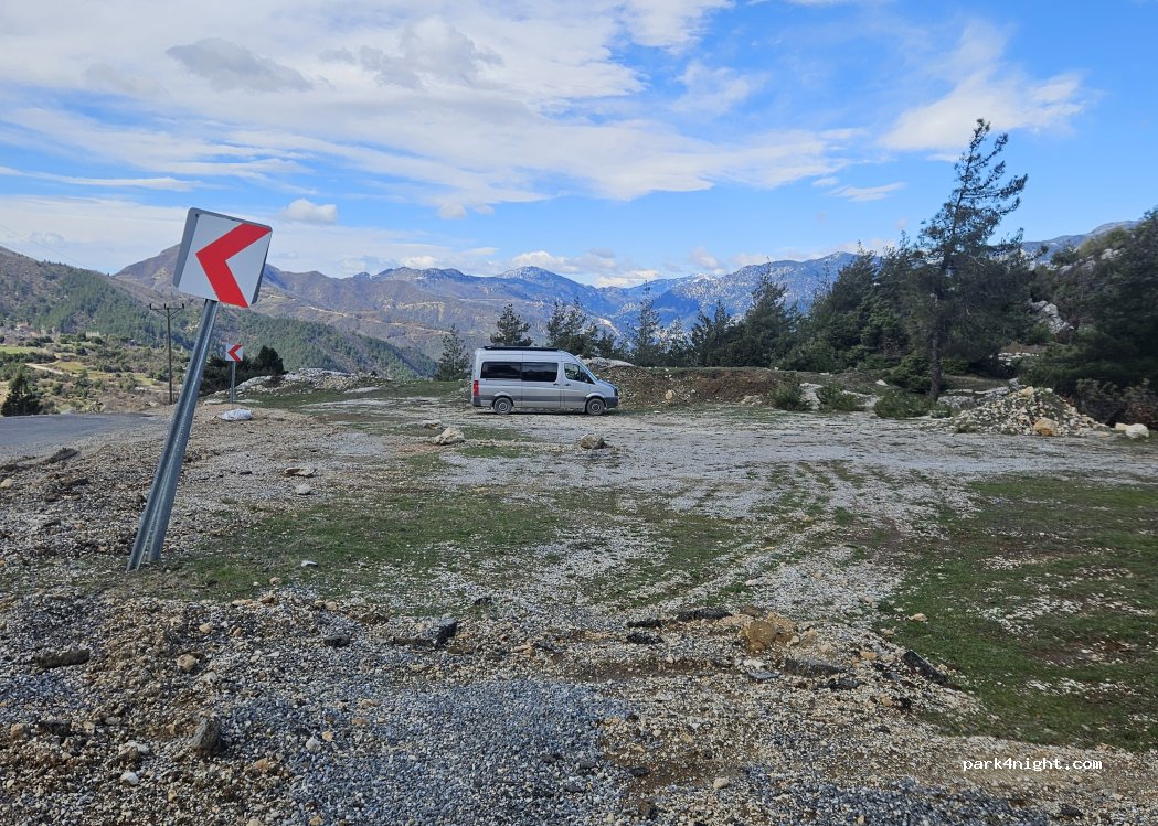 (46145) Yaylaüstü - — foto