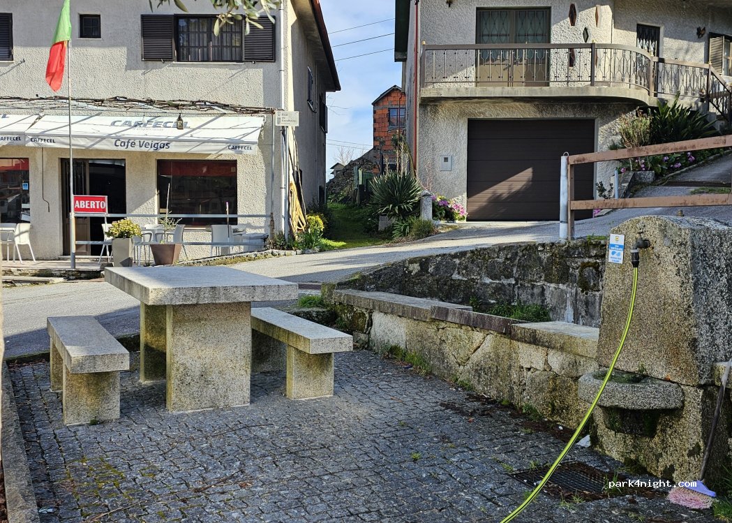 (4850-333) Salamonde - — foto