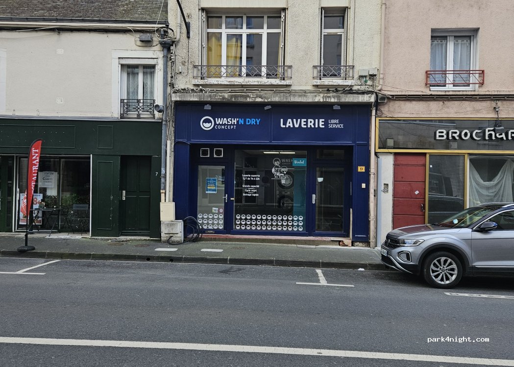 (36000) Châteauroux - Rue Saint-Luc — foto