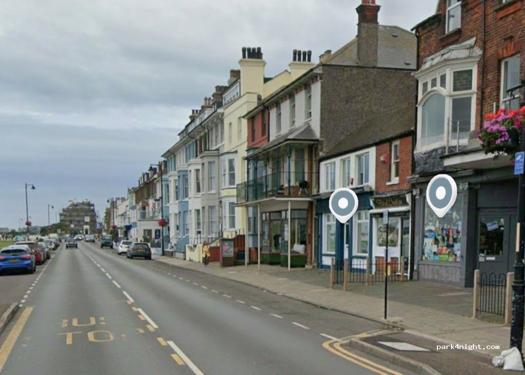 (CT14 7DX) Dover - The Strand — foto