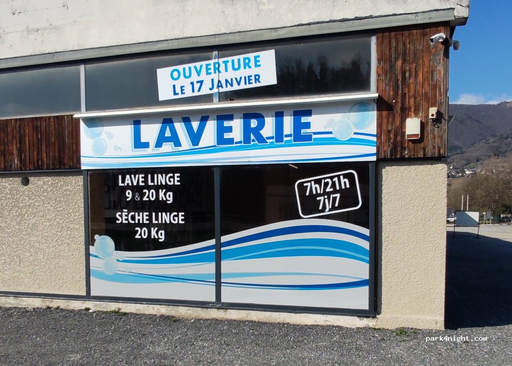 (73250) Saint-Pierre-d'Albigny - Rue des Îles — foto
