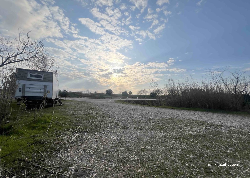 (84230) Châteauneuf-du-Pape - Chemin de Pierre à Feu 2 — foto 2