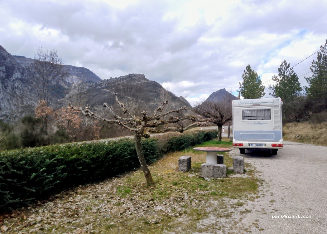 (26510) Cornillon-sur-l'Oule - D 61 — foto 2