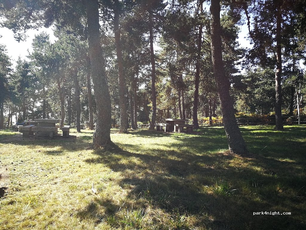 (27671) Pedrafita do Cebreiro - Unnamed Road — foto