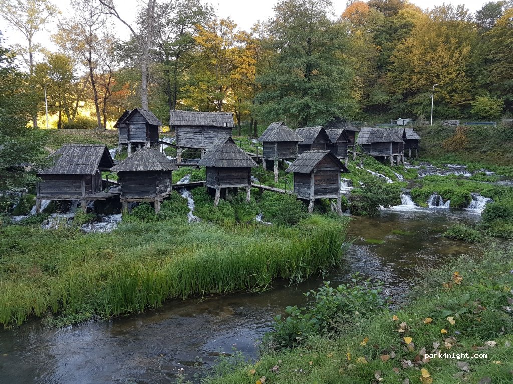 () Jajce - E761 — foto