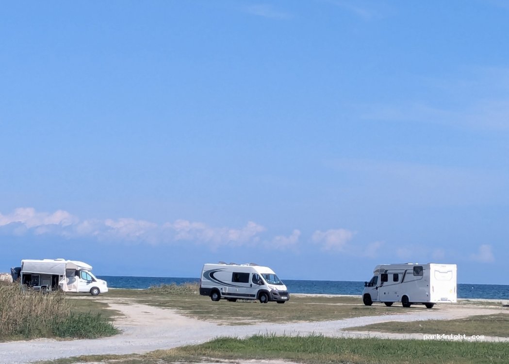 (600 62) Korinos - Unnamed Road — foto 4