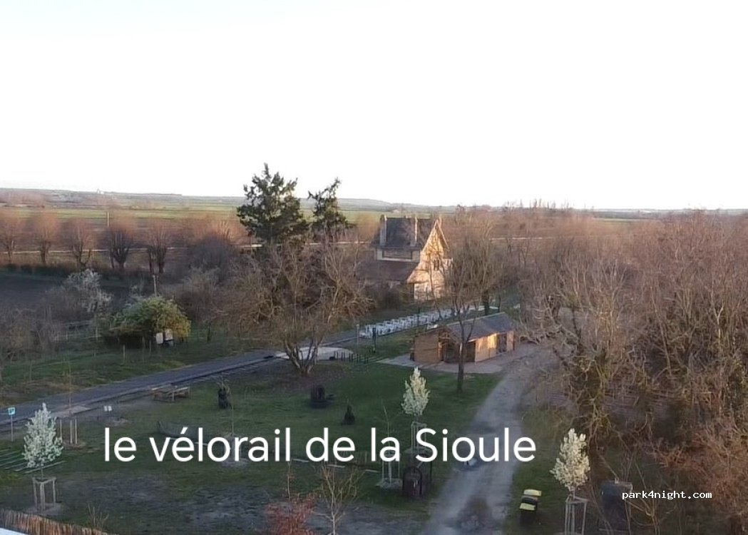 (03800) Le Mayet-d'École - D 216 — foto 2