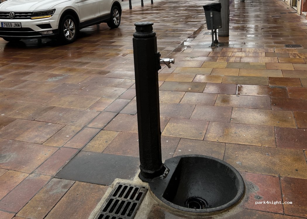 (46701) Gandia - Carrer de la Germana Carmelita Rita — foto 2
