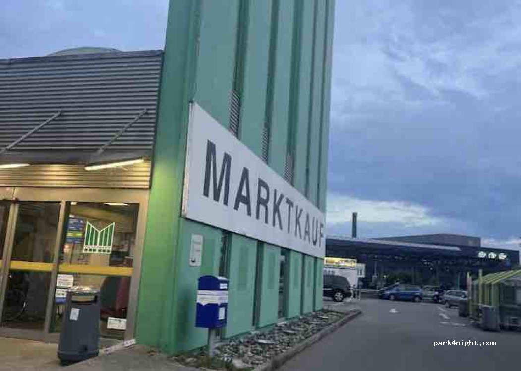 (88046) Friedrichshafen - Äußere Ailinger Str. 20/Marktkauf — foto