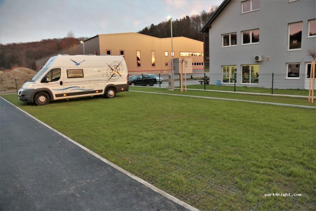 (2236) Brengova - 44a Brengova — foto