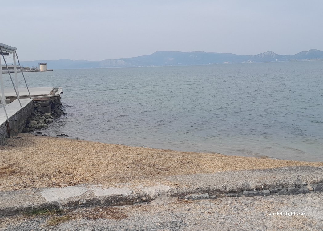 (81106) Perama - Πέραμα - Σκόπελος — foto 4