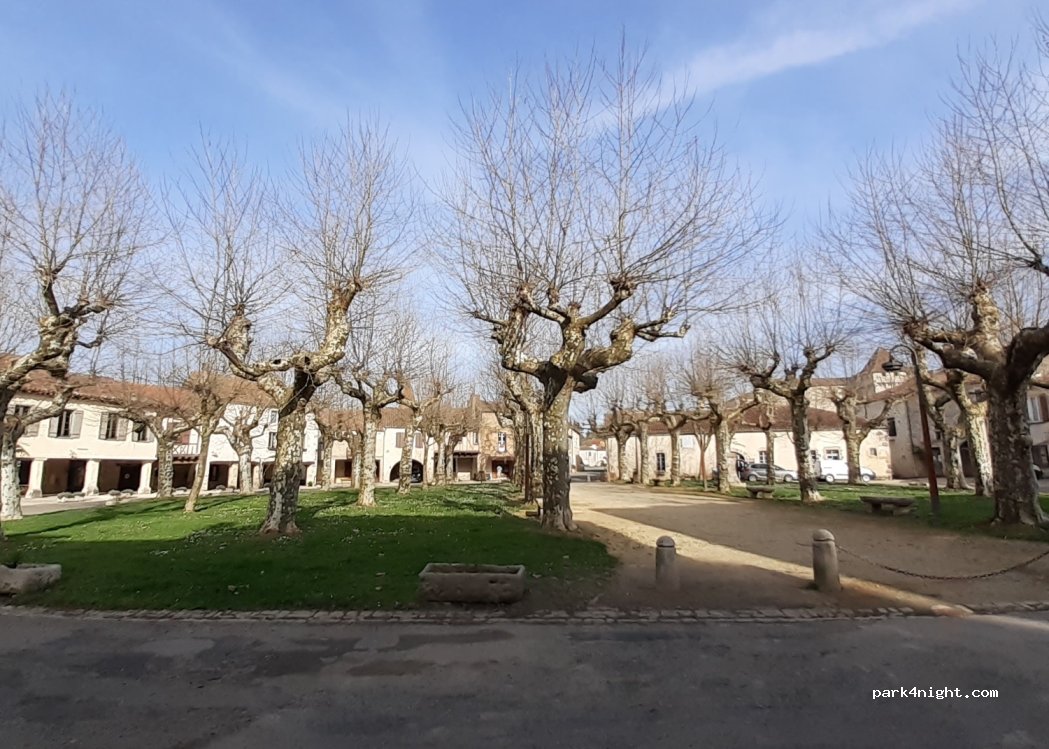(32250) Fourcès - D114 — foto 2