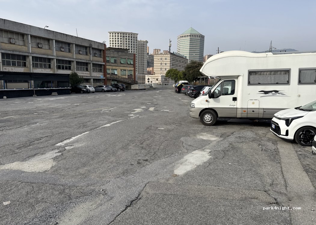 (16149) Genoa - Piazzale San Benigno — foto 2