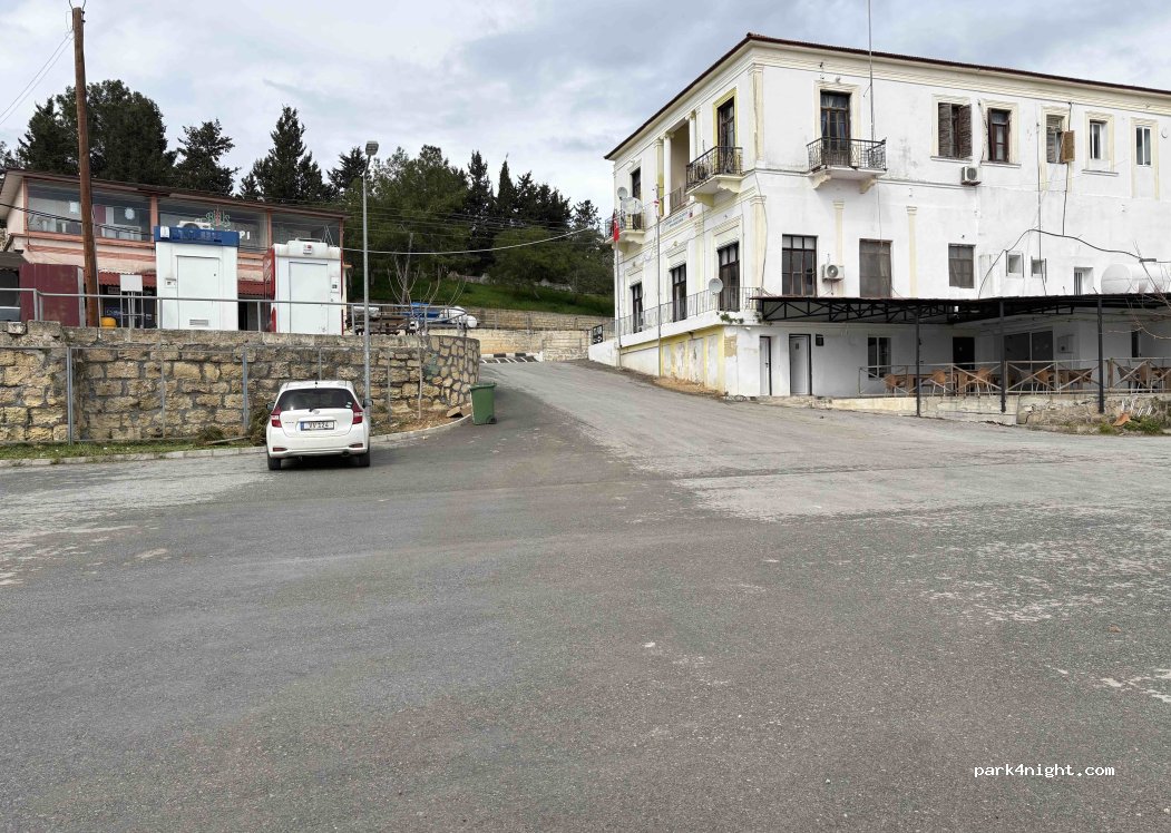 () Dipkarpaz - Rauf Denktaş Caddesi — foto 5