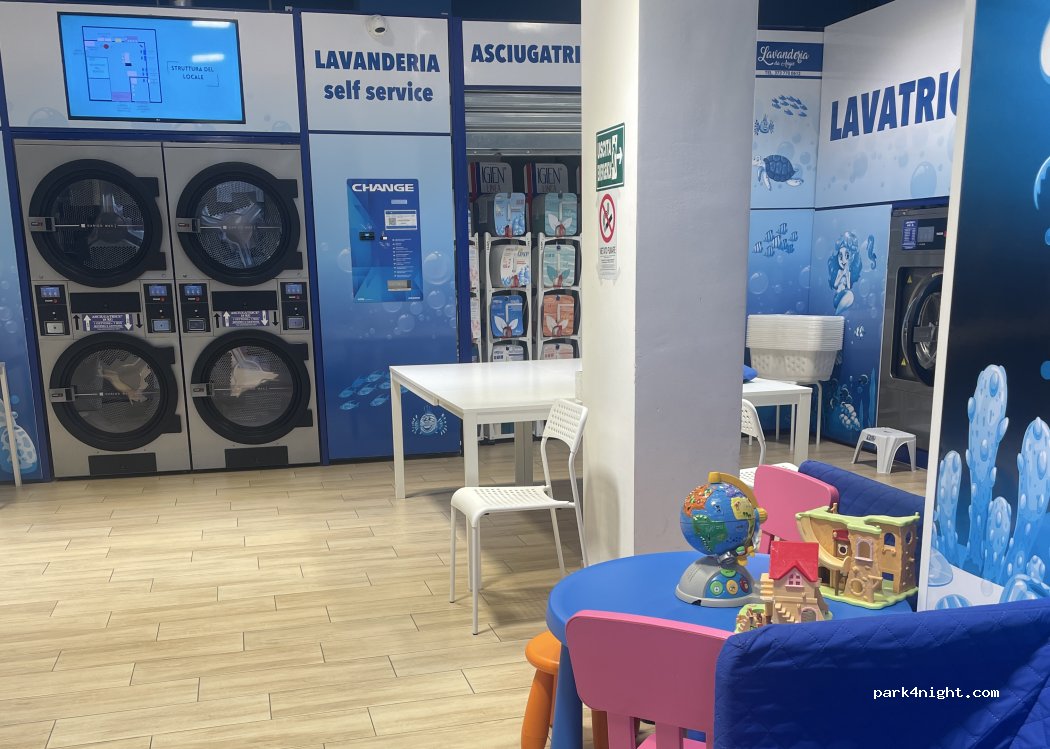 LAVANDERIA SELF SERVICE DA ANGIE — foto