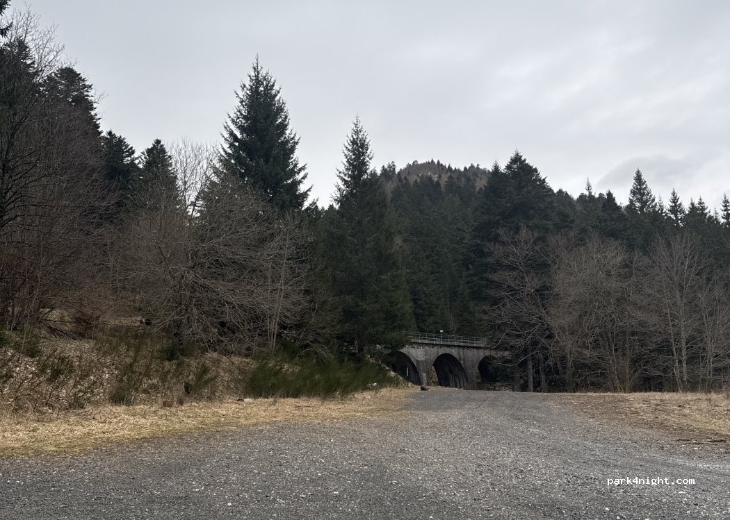 (15300) Laveissière - — foto