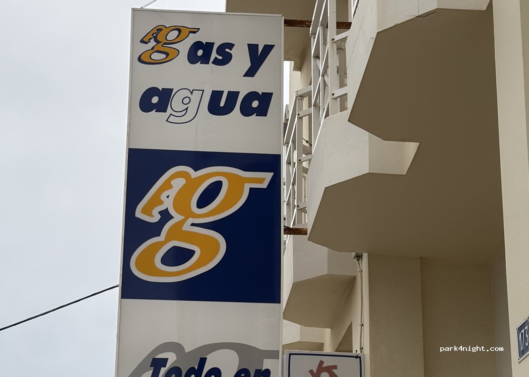 (35600) Puerto del Rosario - Calle Andalucia — foto