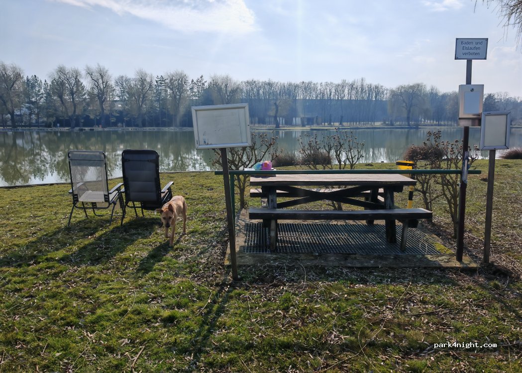 (2275) Bernhardsthal - Schrattenberger Straße — foto