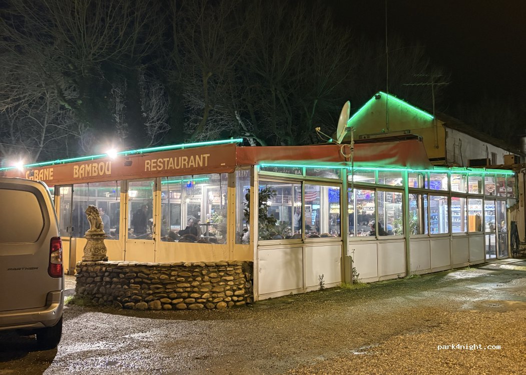 (13310) Saint-Martin-de-Crau - D 113 — foto