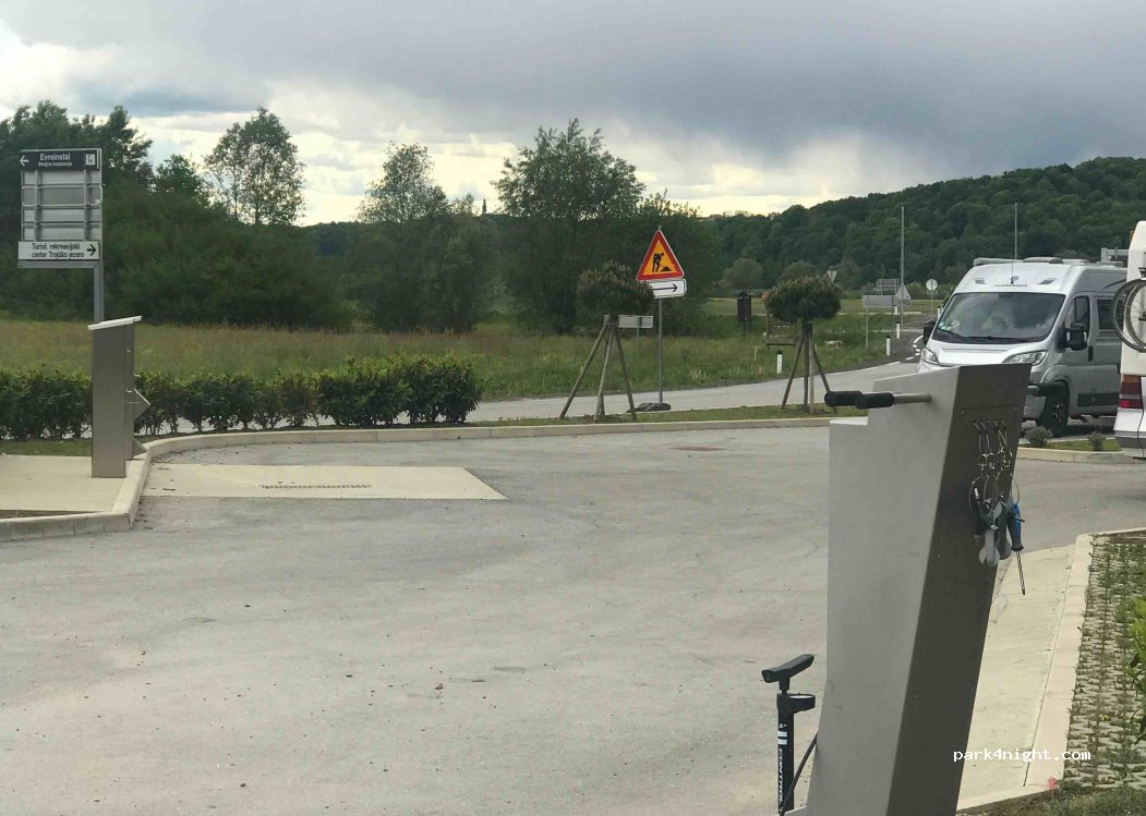 (2235) Zgornja Senarska - 50 Zgornja Senarska — foto 3