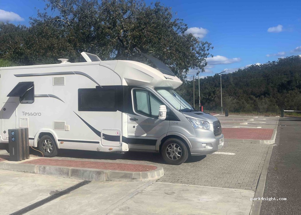 Santa Clara-a-Velha Motorhome Service Area — foto 2