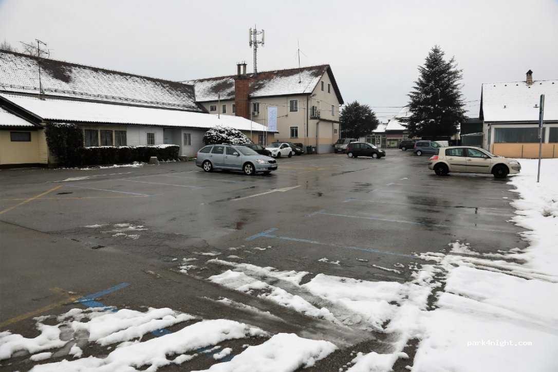 (1217) Vodice - 4 Kopitarjev trg — foto 2