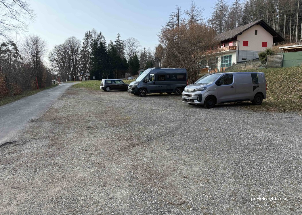 (1273) Arzier - Chemin du Creux — foto