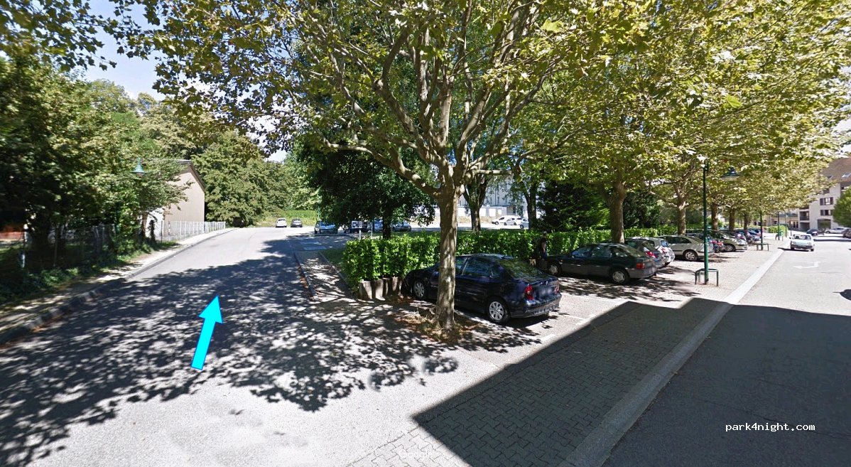 (01300) Belley - 52-130 Rue du Colombier — foto