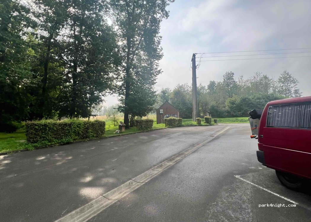 (5530) Yvoir - Rue du Bouchat — foto 4