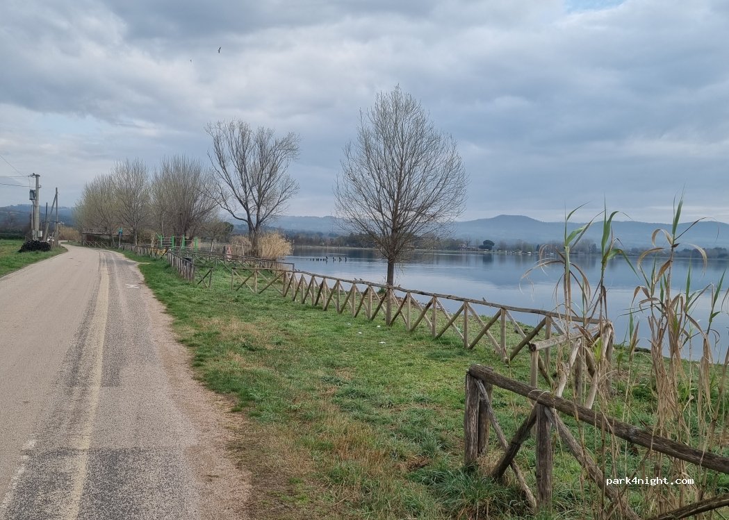 (01025) Gradoli - Strada provinciale Lago di Bolsena — foto 2