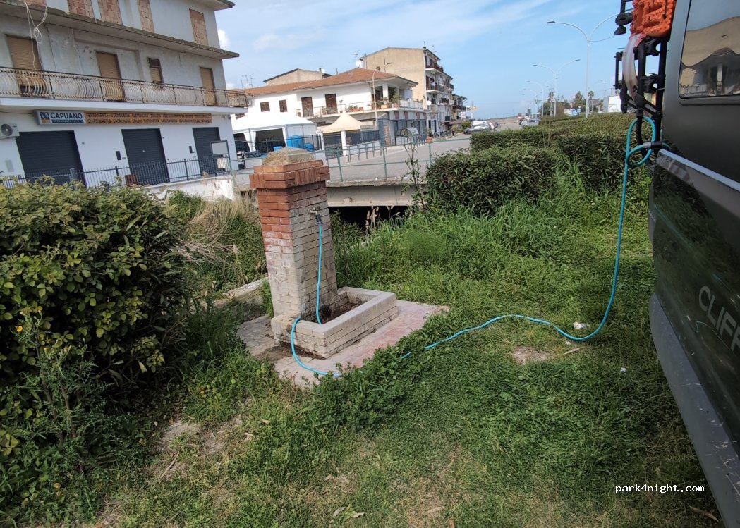 (87011) Cassano all'Ionio - Viale della Magna Grecia — foto