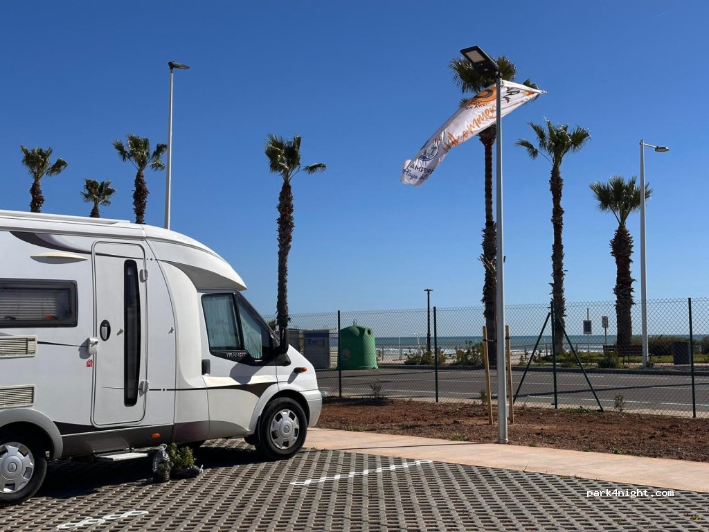Area Autocaravanas de Castellón- Camperplana Gurugu — foto 4