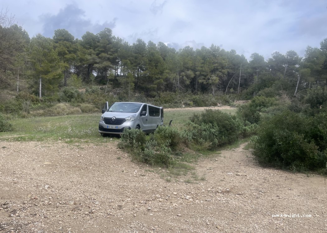 (08737) Torrelles de Foix - Camí dels Giberts — foto